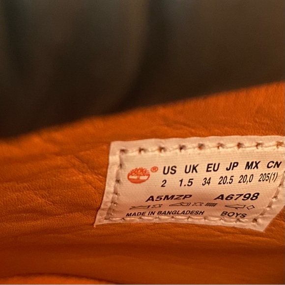 Timberland Premium 6” Waterproof Bright Orange Boots - Picture 2 of 8